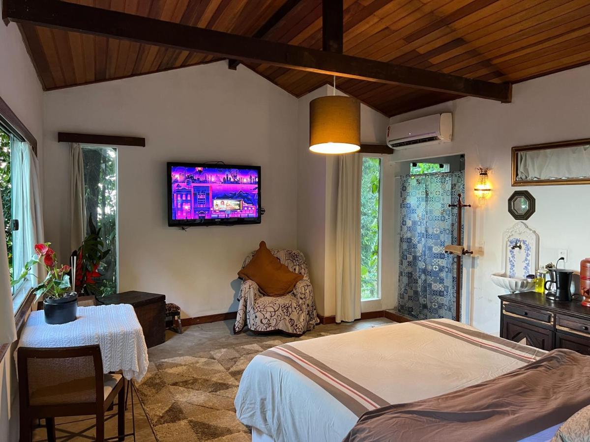 Casa de Férias Amazing Forest House In The City! Private Guest - Double Rio de Janeiro
