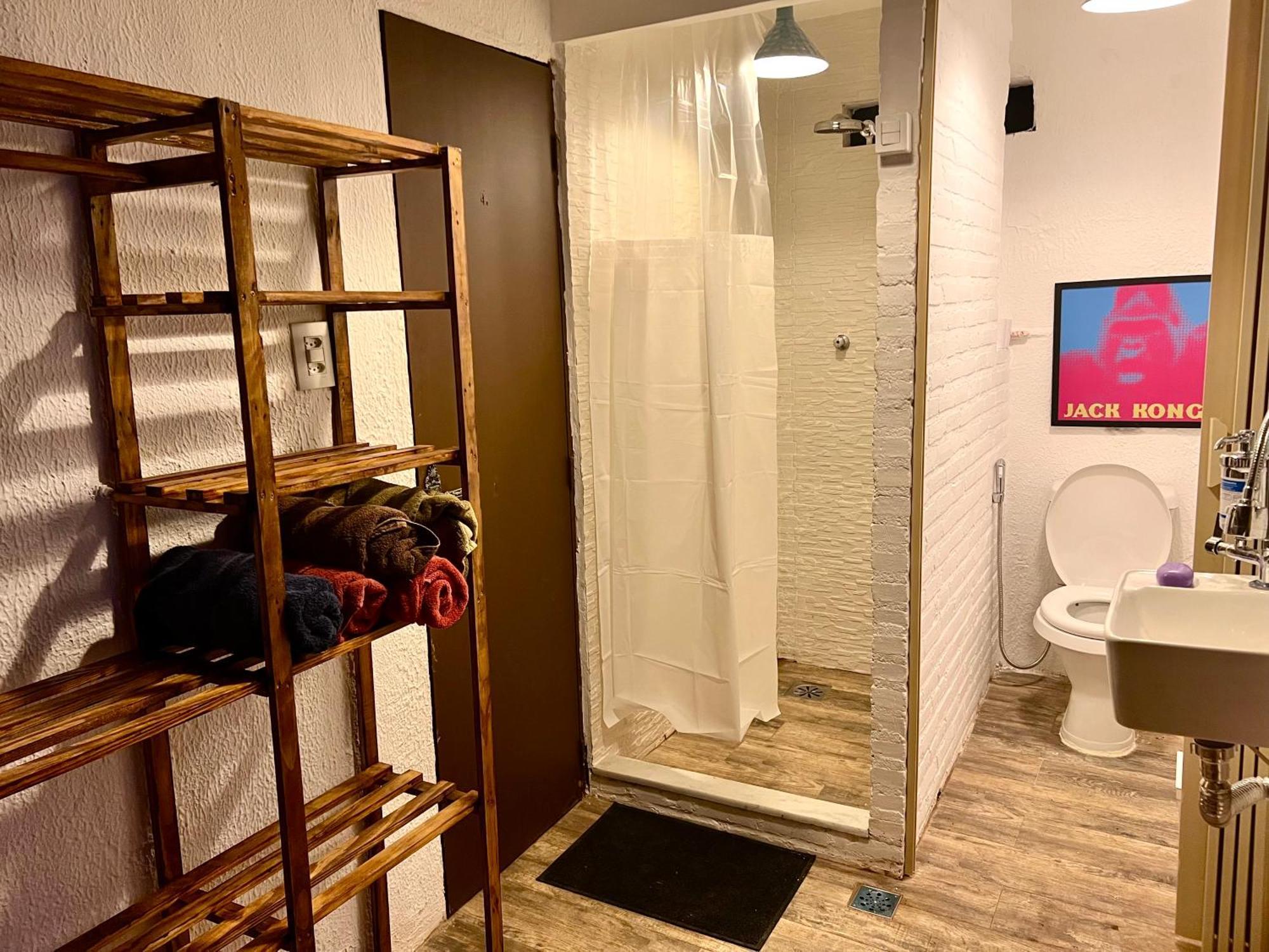 Amazing Forest House In The City! Private Guest - Double Casa de Férias